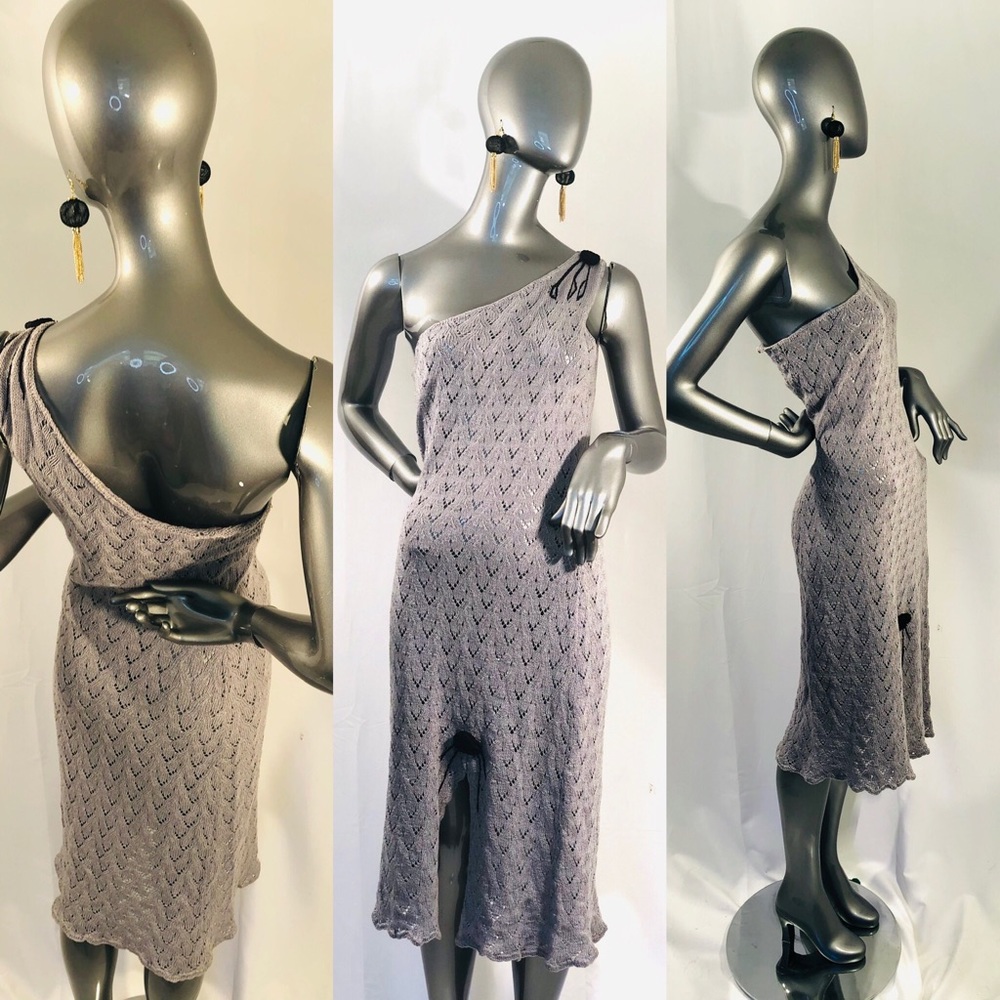 Striking Seventies Smokey grey crochet dress